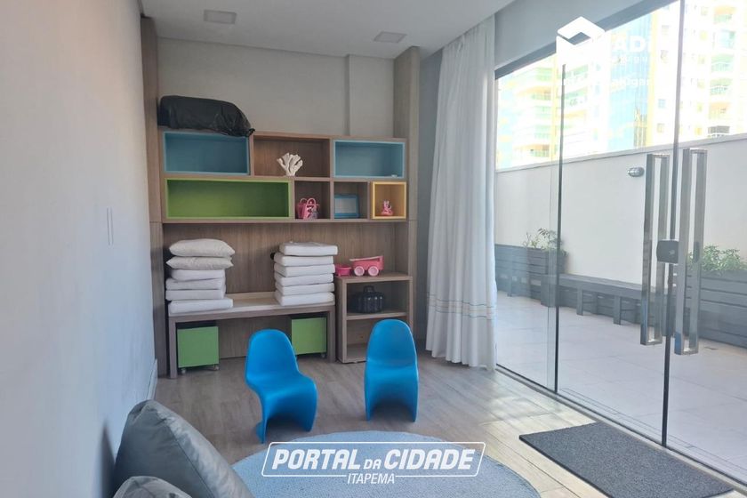 Apartamento para alugar - 127m&sup2; - Meia Praia