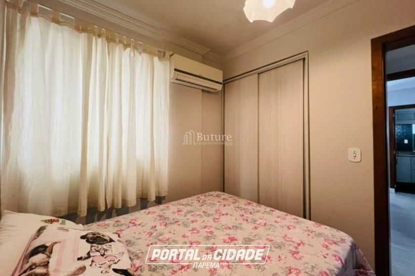 Apartamento &agrave; venda - 110m&sup2; - Meia Praia