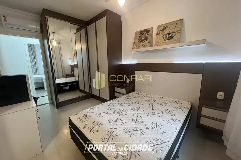 Apartamento para alugar - 110m&sup2; - Meia Praia