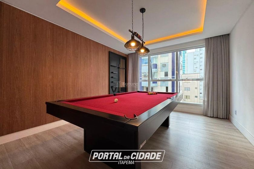 Apartamento &agrave; venda - 143m&sup2; - Centro