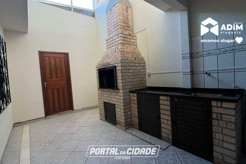 Casa para alugar - 319m&sup2; - Centro