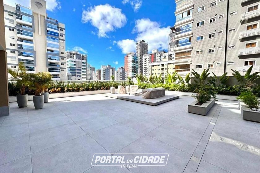 Apartamento &agrave; venda - Meia Praia