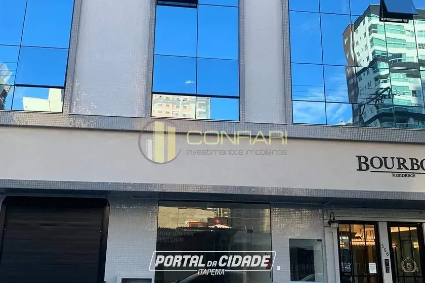Sala Comercial para alugar - 140m&sup2; - Meia Praia