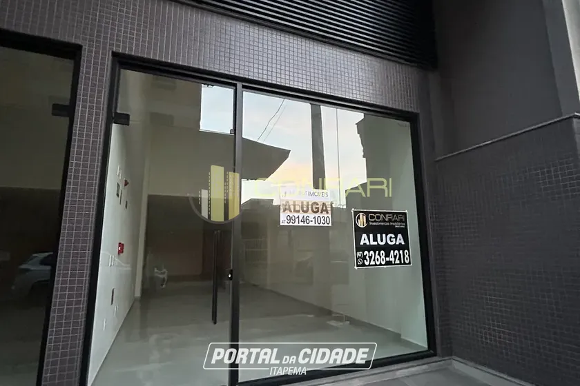 Sala Comercial para alugar - 70m&sup2; - Meia Praia