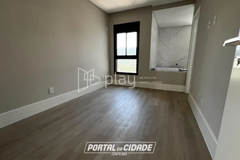 Apartamento &agrave; venda - 133m&sup2; - Centro