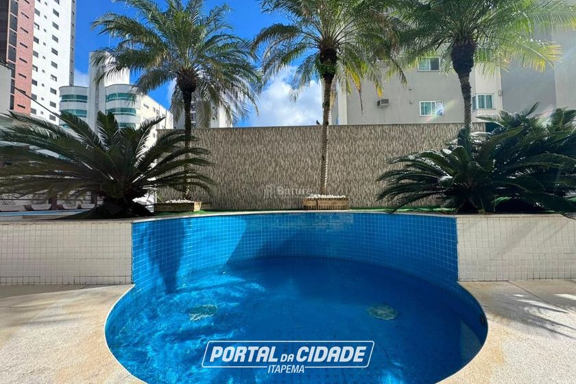 Apartamento &agrave; venda - 137m&sup2; - Centro