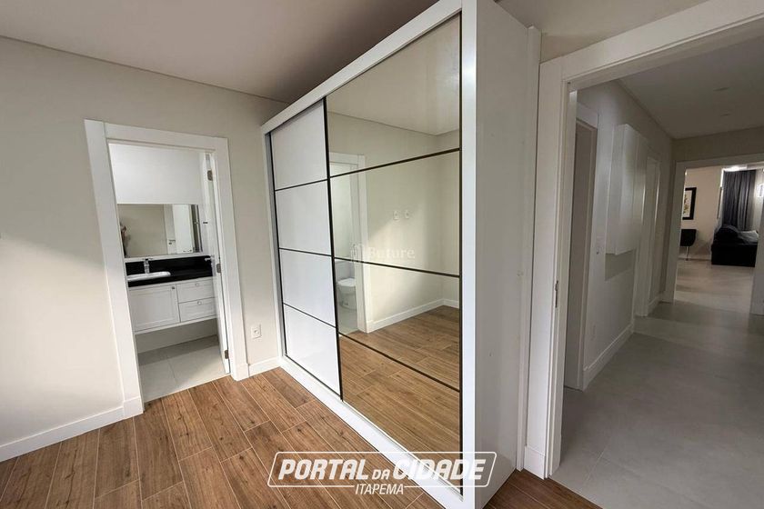 Apartamento &agrave; venda - Meia Praia
