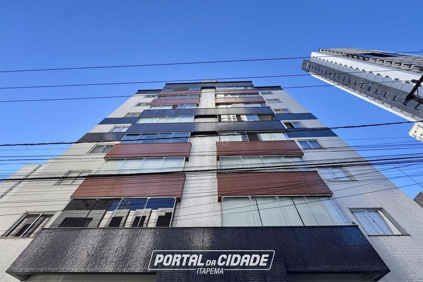 Apartamento &agrave; venda - 80m&sup2; - Centro