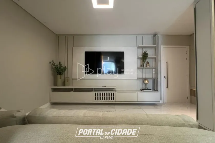 Apartamento &agrave; venda - 159m&sup2; - Meia Praia