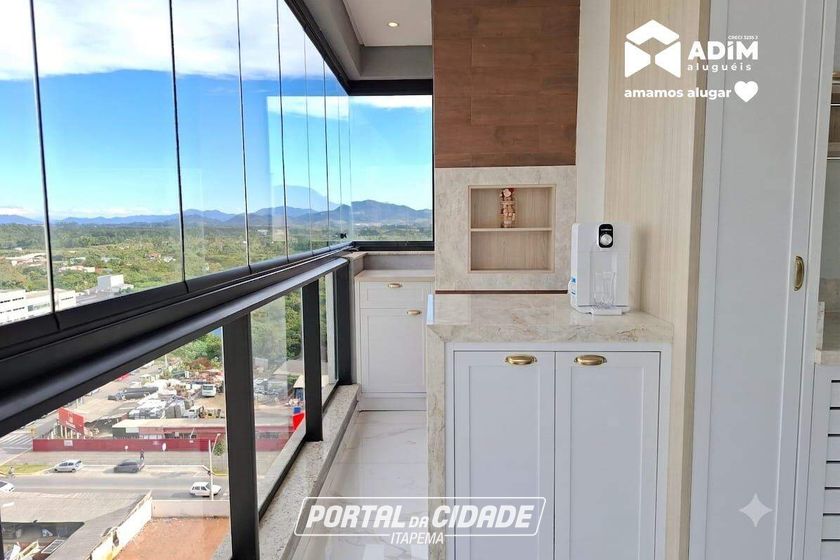 Apartamento para alugar - 93m&sup2; - Meia Praia