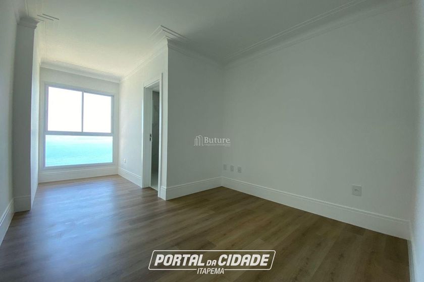 Apartamento &agrave; venda - 190m&sup2; - Centro