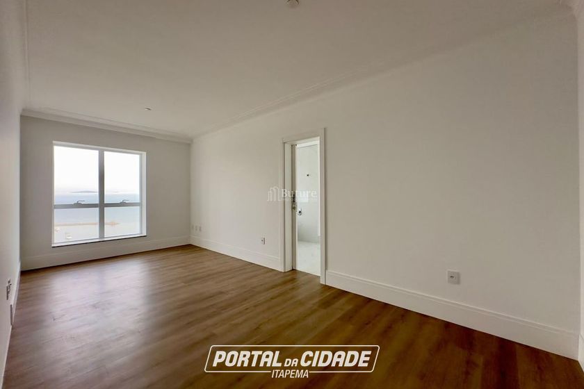 Apartamento &agrave; venda - 190m&sup2; - Centro