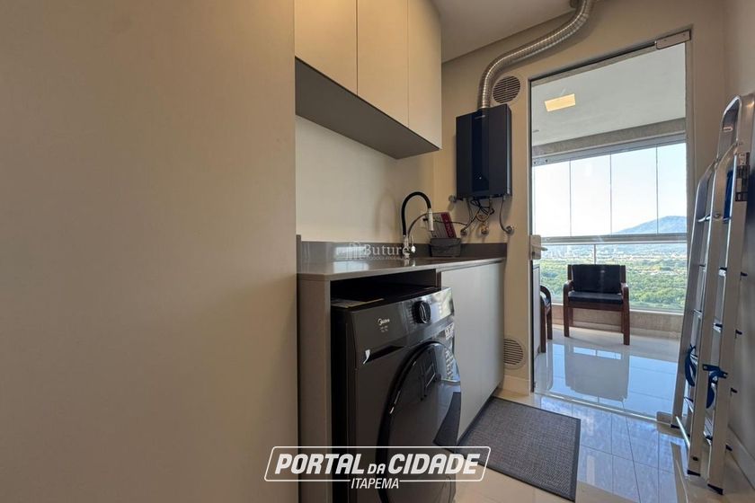 Apartamento &agrave; venda - 85m&sup2; - Meia Praia