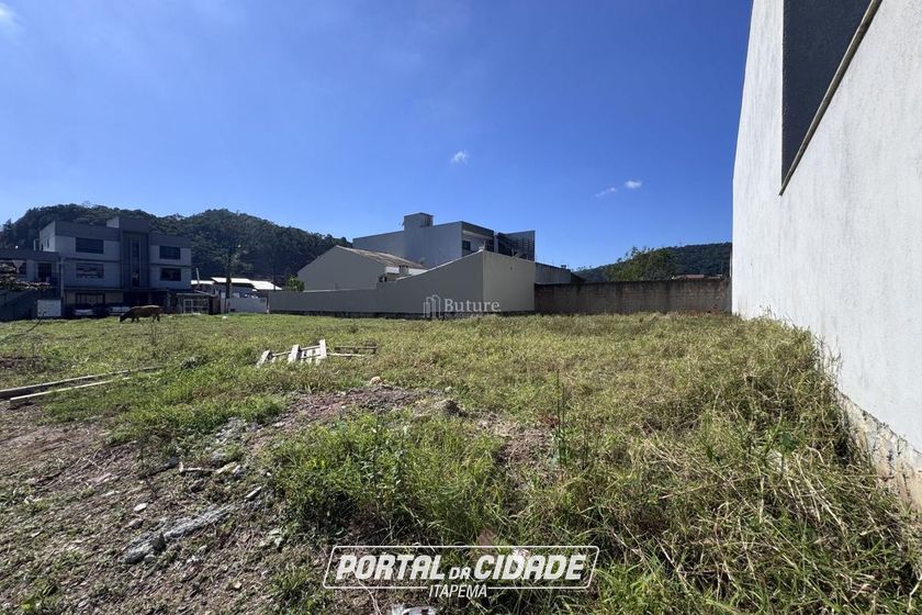 Terreno &agrave; venda - 300m&sup2; - Bairro Rio Pequeno