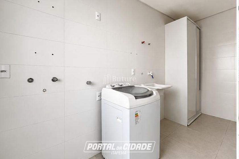 Apartamento &agrave; venda - 208m&sup2; - Meia Praia