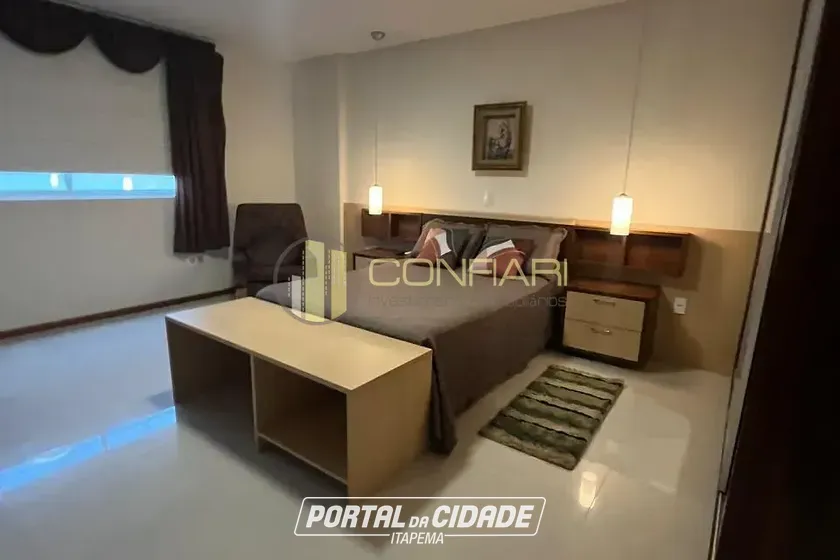 Apartamento para alugar - 212m&sup2; - meia praia
