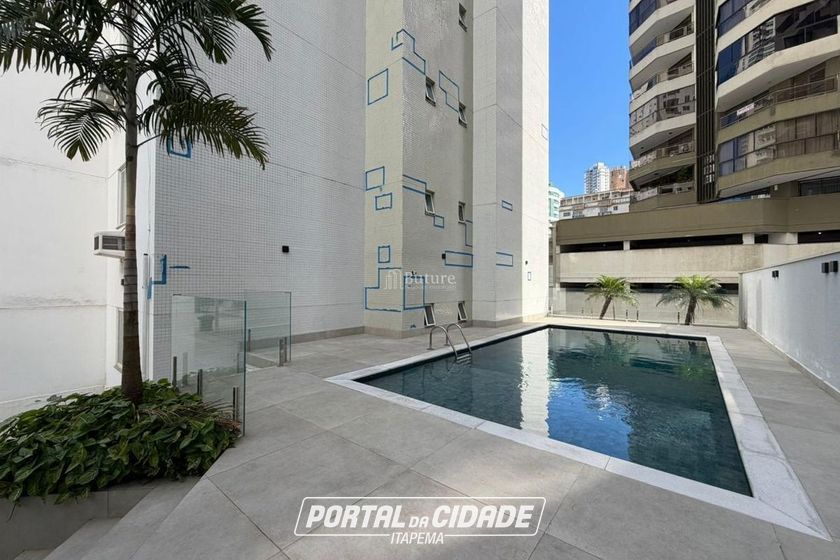 Apartamento &agrave; venda - 151m&sup2; - Centro
