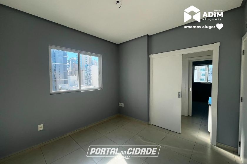 Apartamento para alugar - 153m&sup2; - Centro