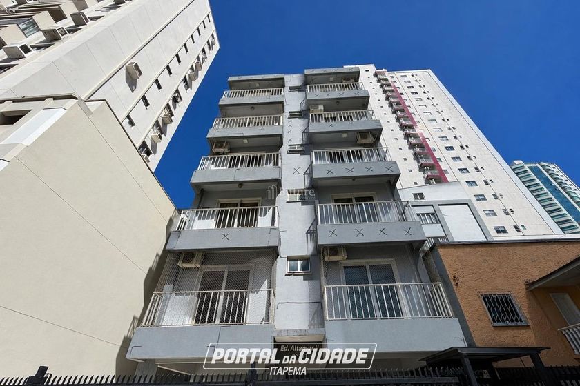 Apartamento &agrave; venda - 45m&sup2; - Centro