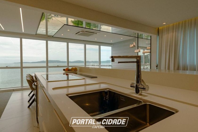 Apartamento &agrave; venda - 447m&sup2; - Centro