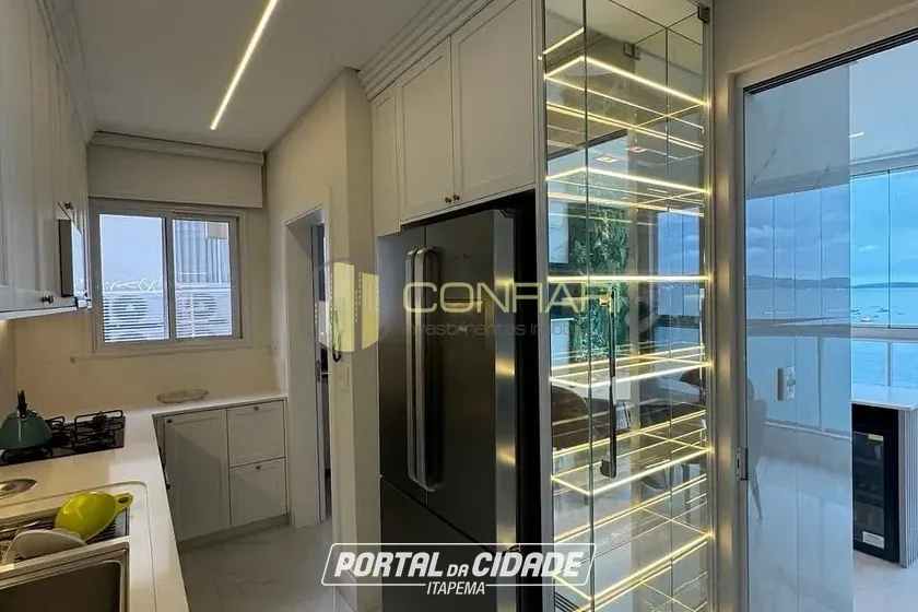 Apartamento &agrave; venda - 141m&sup2; - Centro