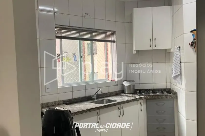 Apartamento &agrave; venda - 112m&sup2; - Meia Praia