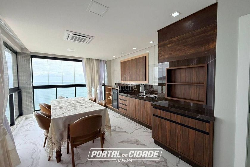 Apartamento &agrave; venda - Meia Praia