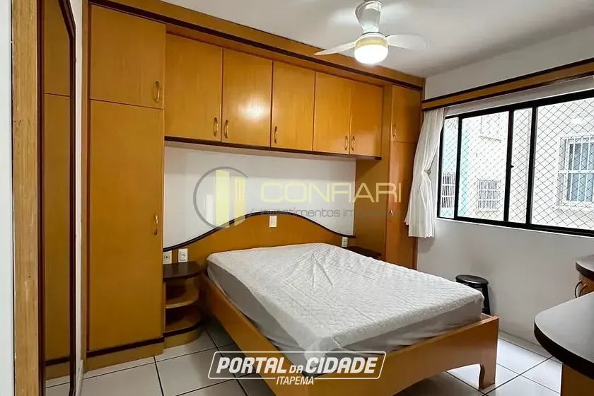 Apartamento para alugar - 103m&sup2; - Meia Praia