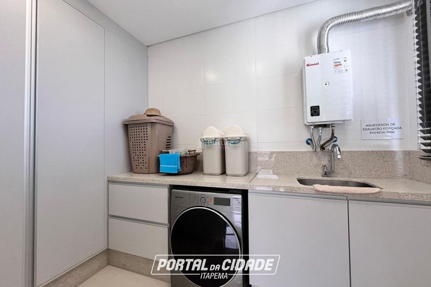 Apartamento &agrave; venda - 197m&sup2; - Meia Praia