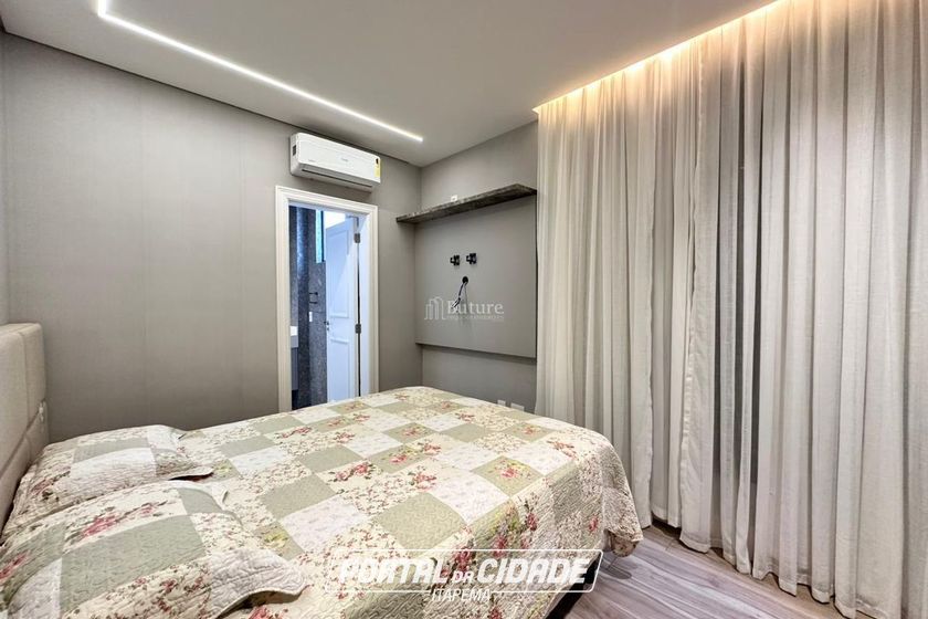 Apartamento &agrave; venda - 138m&sup2; - Centro