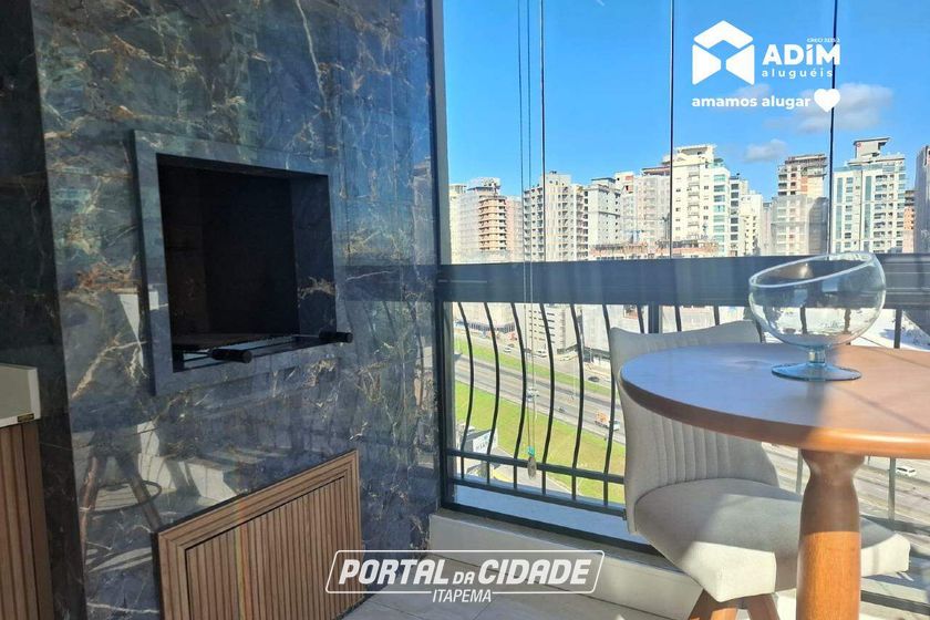 Apartamento para alugar - 127m&sup2; - Meia Praia