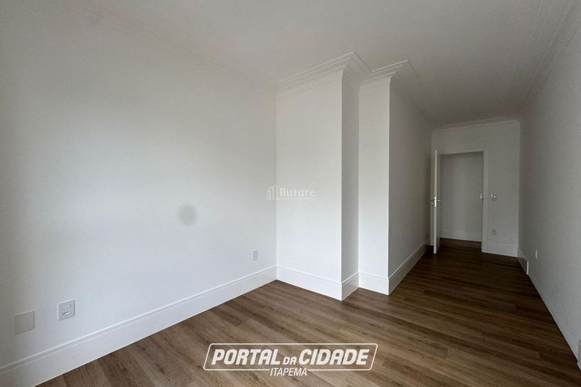 Apartamento &agrave; venda - 210m&sup2; - Centro