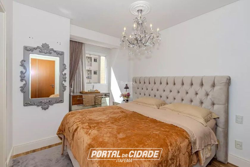 Apartamento &agrave; venda - 180m&sup2; - Centro