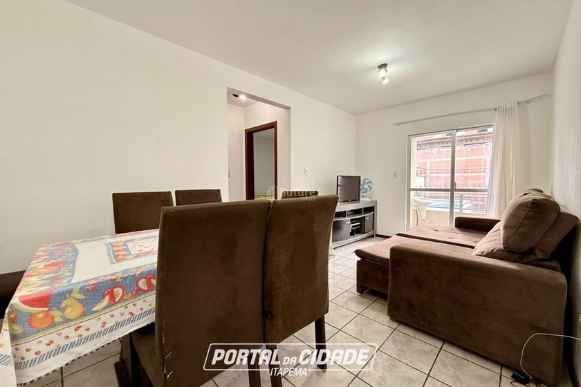 Apartamento &agrave; venda - 77m&sup2; - Meia Praia