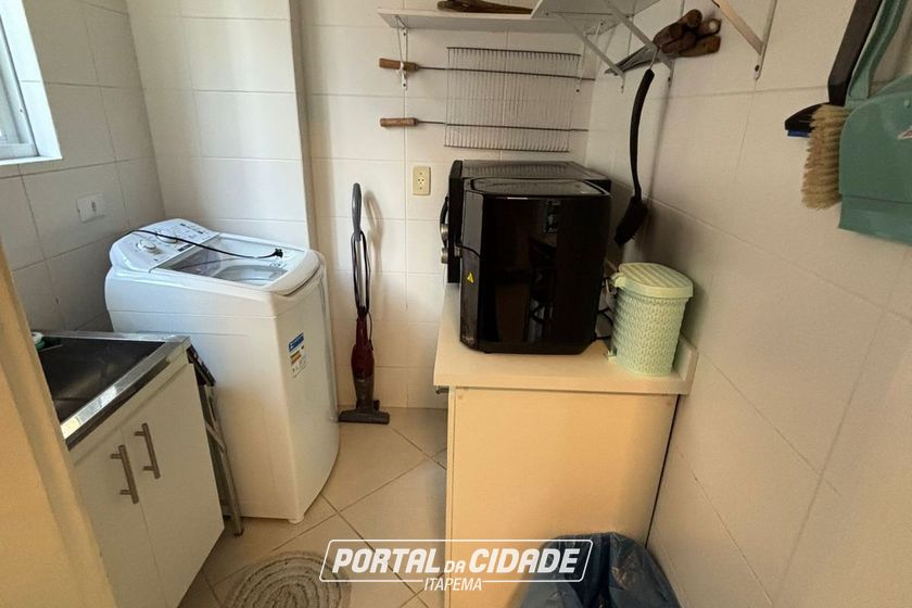 Apartamento &agrave; venda - 134m&sup2; - Meia Praia