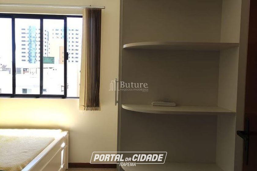 Apartamento &agrave; venda - 95m&sup2; - Meia Praia