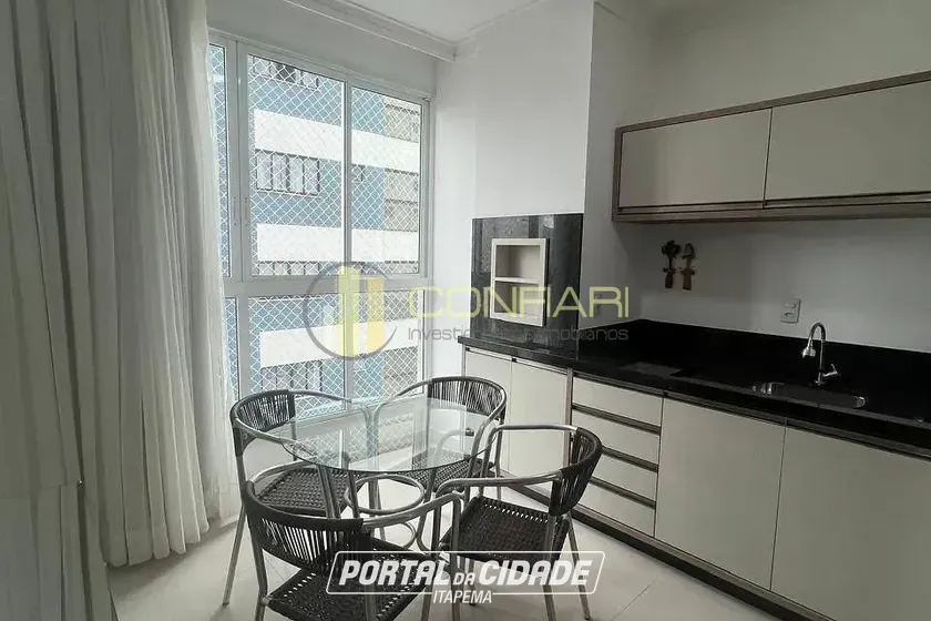 Apartamento para alugar - 110m&sup2; - Meia Praia