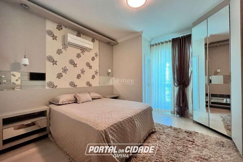 Apartamento &agrave; venda - 194m&sup2; - Meia Praia