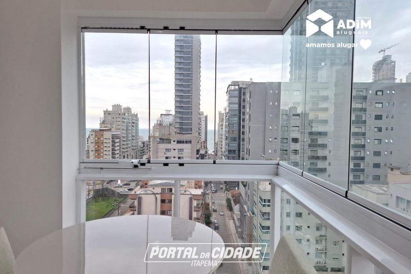 Apartamento para alugar - 119m&sup2; - Meia Praia