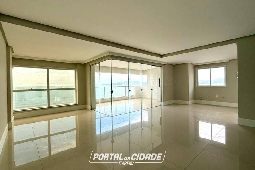 Apartamento &agrave; venda - Meia Praia