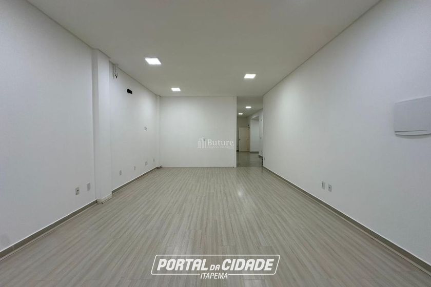 Sala Comercial &agrave; venda - 1252m&sup2; - Meia Praia