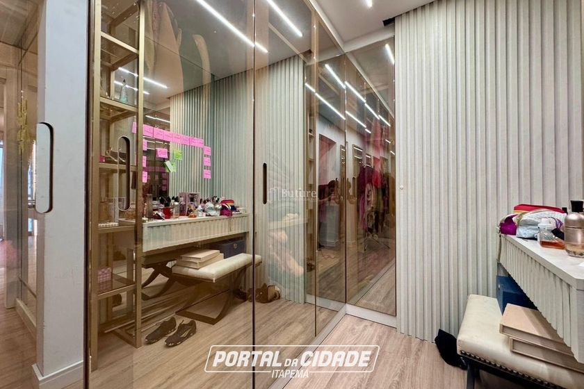 Apartamento &agrave; venda - 476m&sup2; - Meia Praia