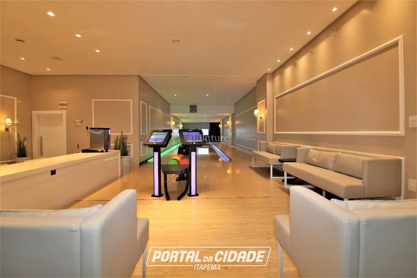 Apartamento &agrave; venda - 142m&sup2; - Meia Praia
