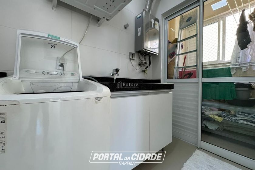 Apartamento &agrave; venda - 180m&sup2; - Meia Praia
