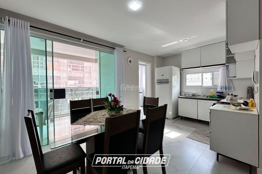 Apartamento &agrave; venda - 86m&sup2; - Meia Praia
