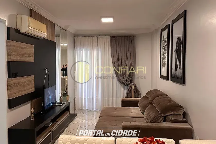 Apartamento para alugar - 98m&sup2; - meia praia