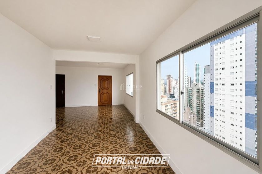 Apartamento &agrave; venda - 130m&sup2; - Centro