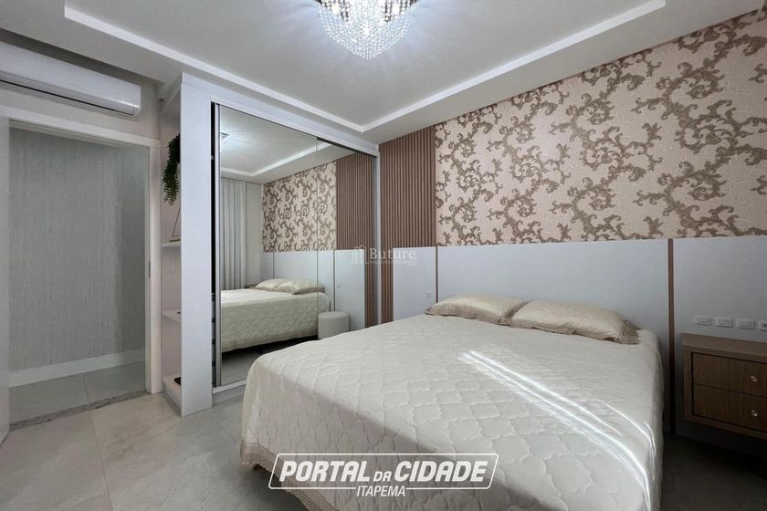 Apartamento &agrave; venda - 107m&sup2; - Meia Praia