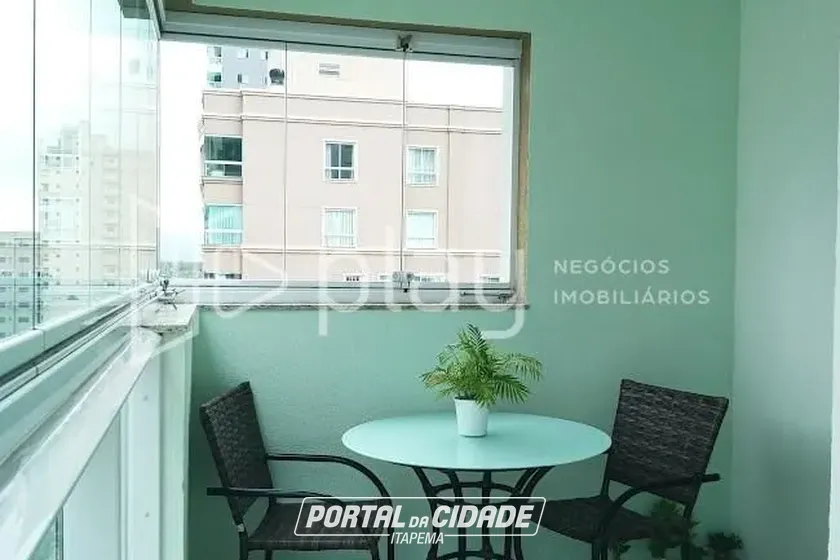 Apartamento &agrave; venda - 85m&sup2; - Meia Praia