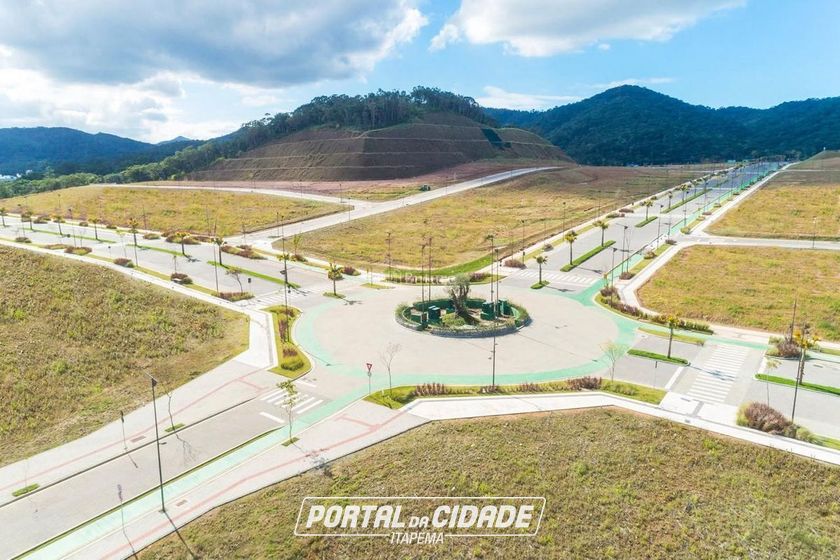 Terreno &agrave; venda - 300m&sup2; - V&aacute;rzea do Ranchinho